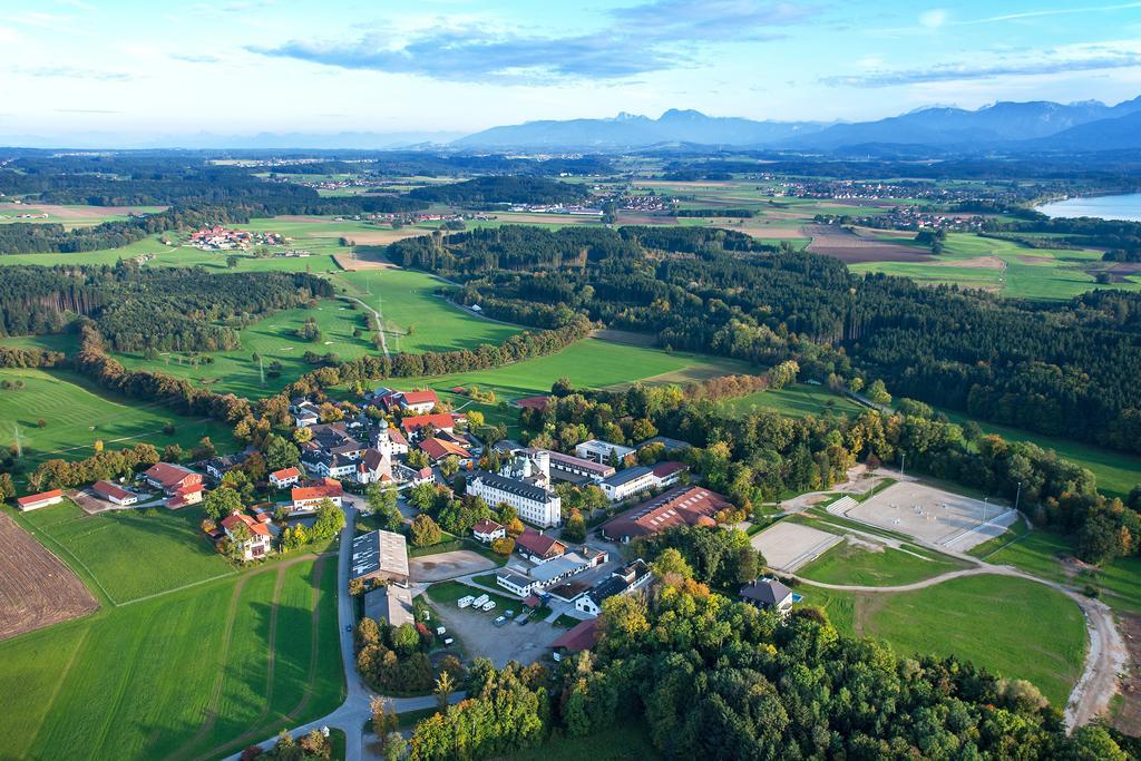 Hotel Gut Ising Химинг Экстерьер фото
