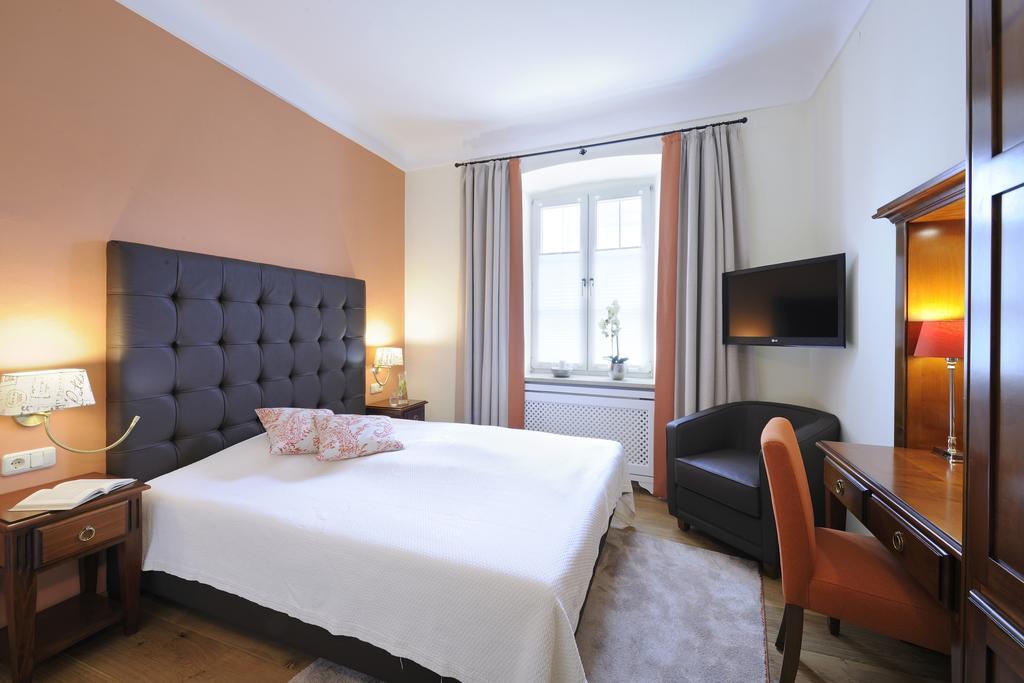 Hotel Gut Ising Химинг Номер фото